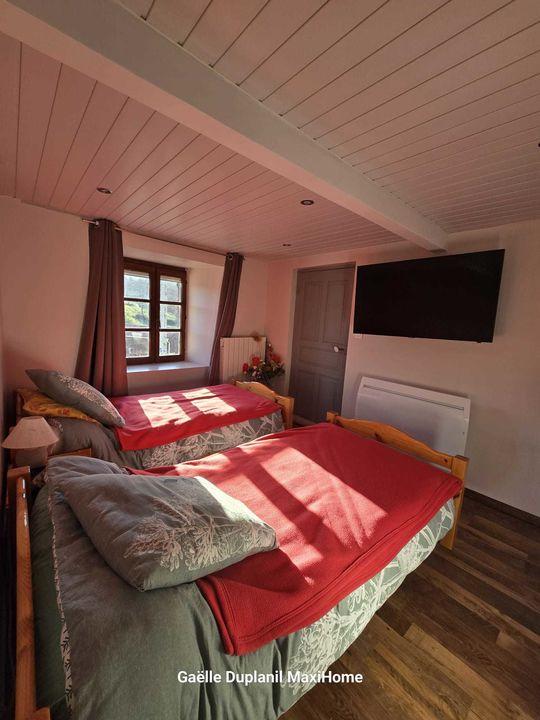 Maison - 133 m² - 8 pièces