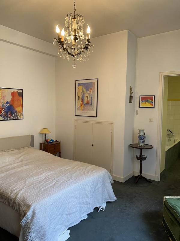 Maison - 230 m² - 7 pièces