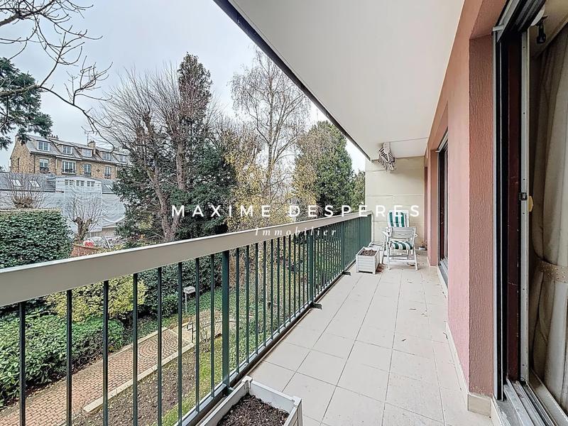 Appartement - 100 m² - 4 pièces