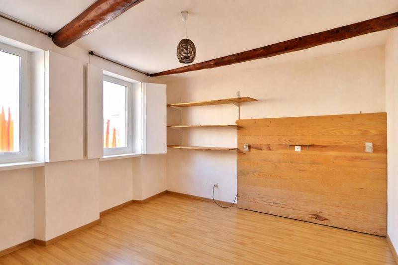 Maison - 99 m² - 4 pièces