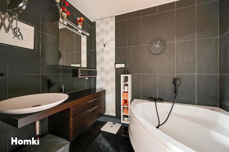 Appartement - 96 m² - 3 pièces