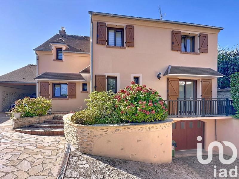 Maison de maîtres - 136 m² - 7 pièces