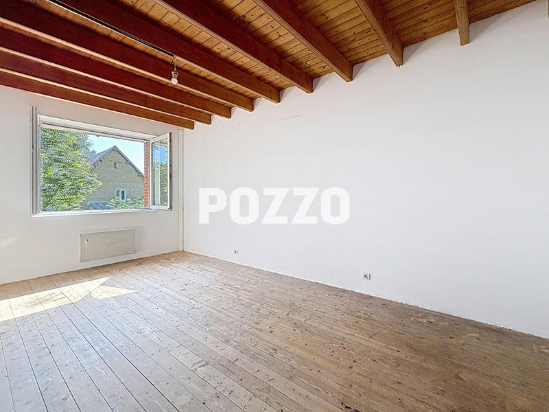 Maison - 197 m² - 12 pièces