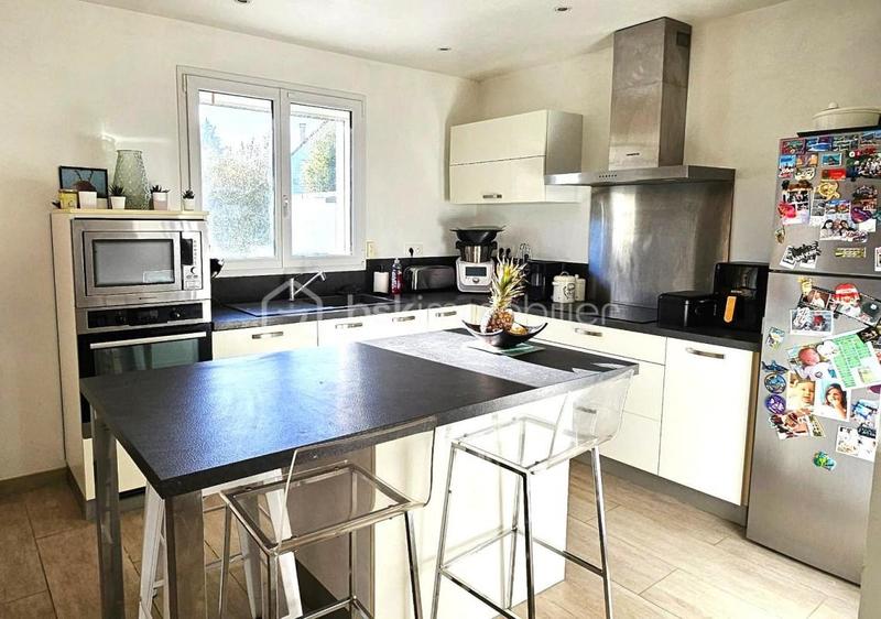 Maison de ville - 100 m² - 5 pièces