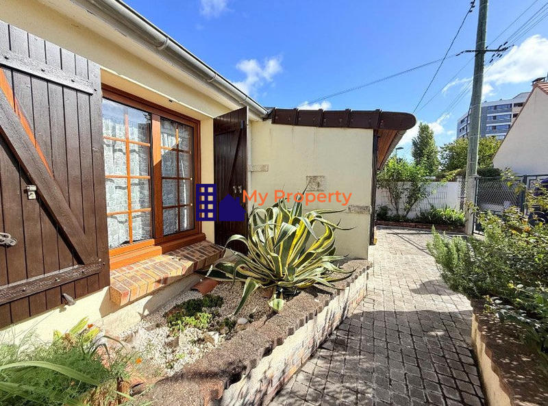 Maison - 75 m² - 5 pièces