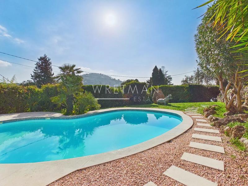 Maison - 170 m² - 6 pièces