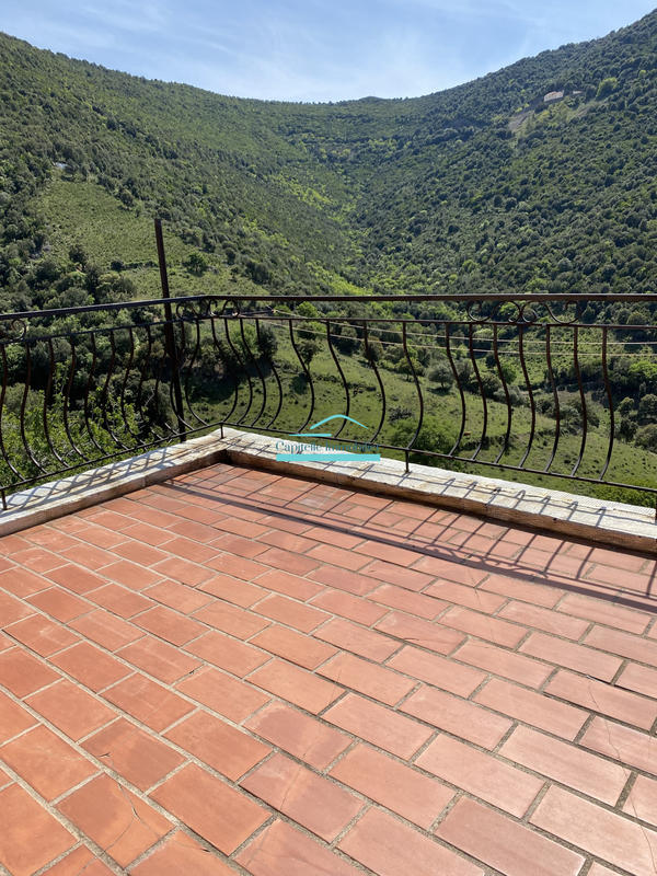 Maison de village - 110 m² - 5 pièces