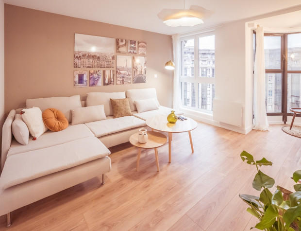 Appartement - 92 m² - 6 pièces