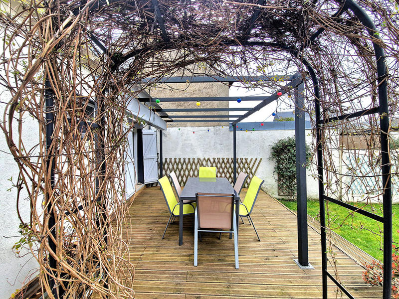 Maison - 90 m² - 6 pièces