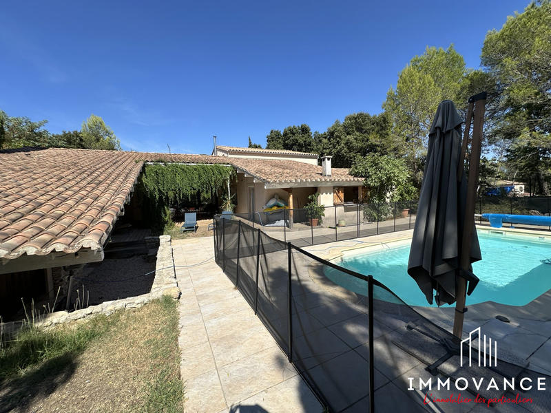 Maison contemporaine - 264 m² - 6 pièces