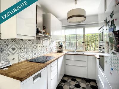 Appartement - 99 m² - 5 pièces