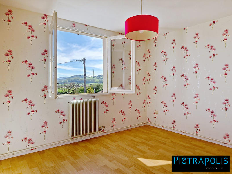 Maison - 101 m² - 6 pièces