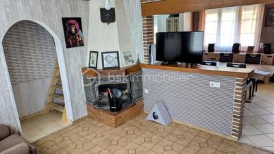 Maison ancienne - 141 m² - 8 pièces