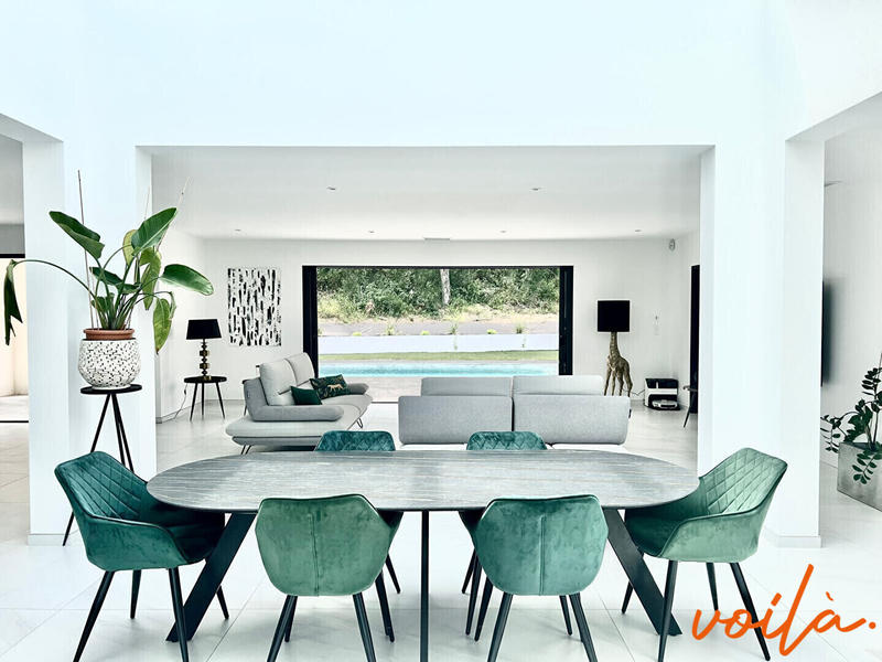 Maison - 237 m² - 4 pièces