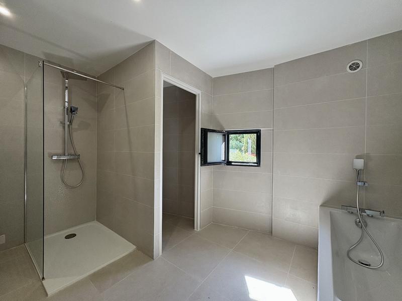 Maison - 178 m² - 5 pièces