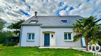 Maison - 141 m² - 6 pièces