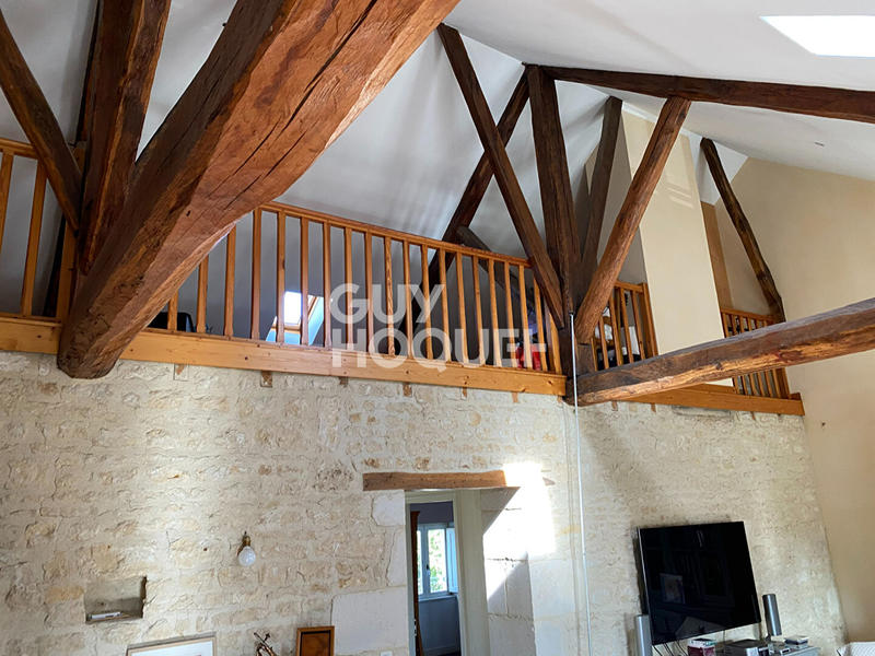 Maison - 255 m² - 8 pièces
