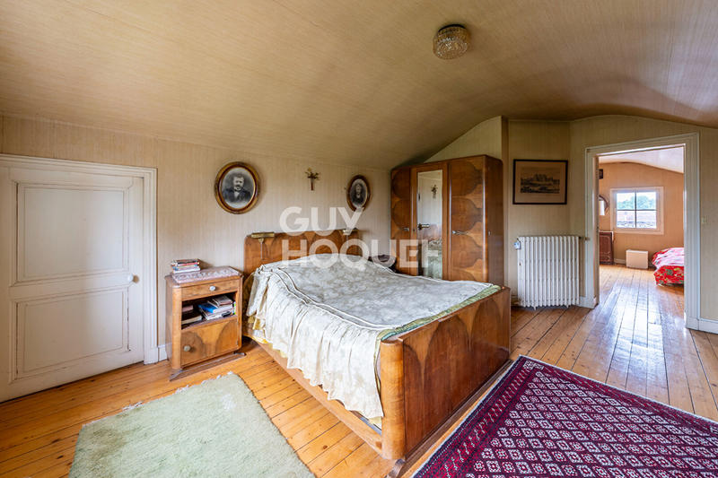 Maison - 182 m² - 9 pièces