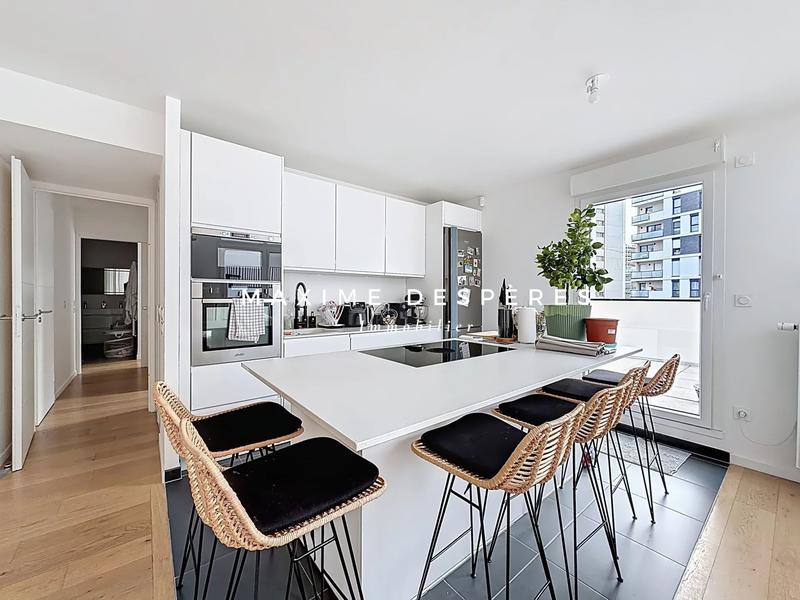 Appartement - 104 m² - 5 pièces