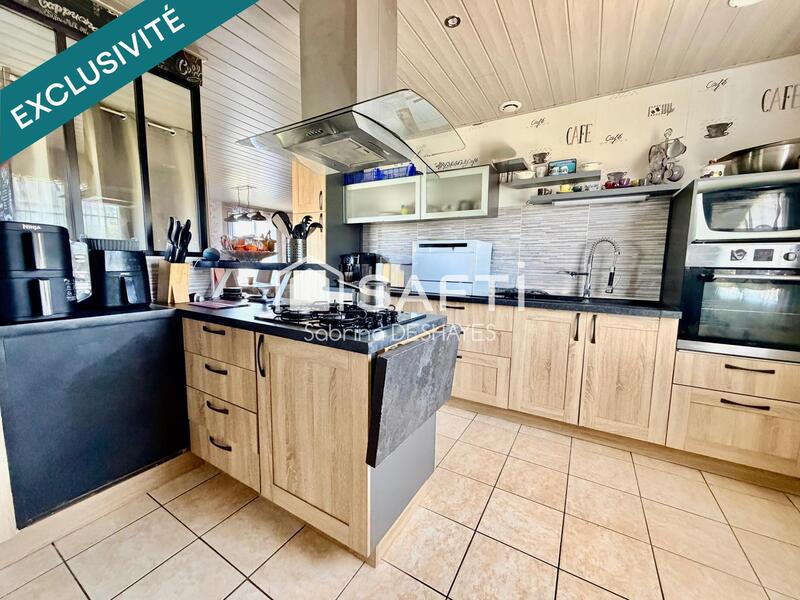 Maison - 80 m² - 5 pièces