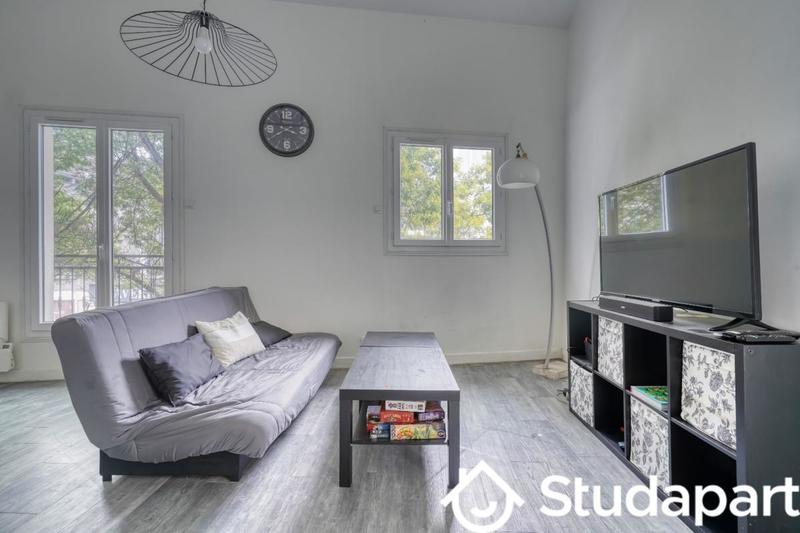 Chambre - 13 m² - 1 pièce