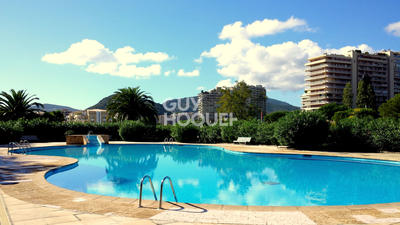 Appartement - 110 m² - 4 pièces