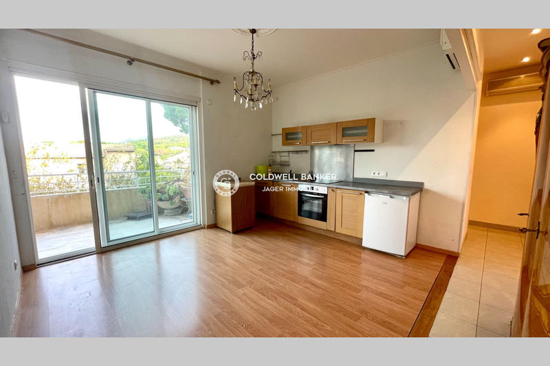 Appartement - 165 m² - 5 pièces