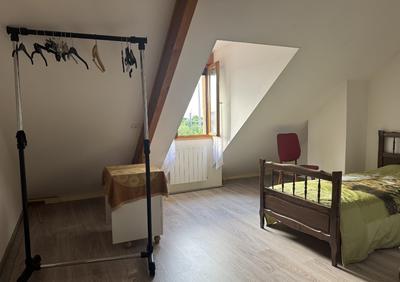 Maison - 161 m² - 11 pièces