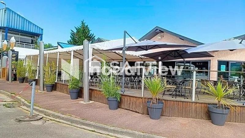 Local commercial - 425 m² - 4 pièces