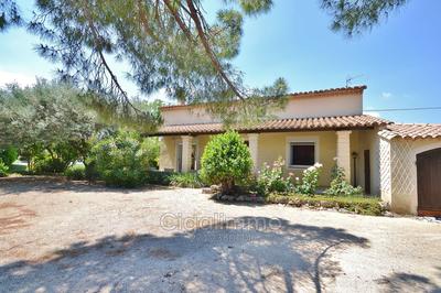 Villa - 151 m² - 6 pièces