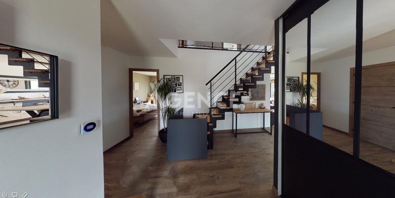 Maison - 176 m² - 6 pièces