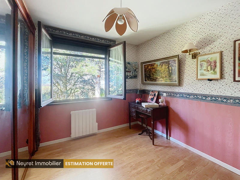 Maison - 158 m² - 7 pièces