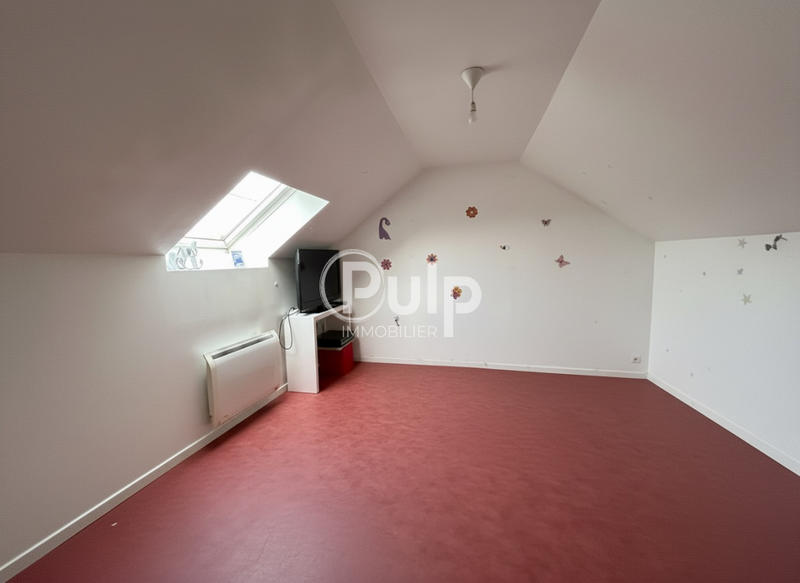 Maison - 93 m² - 6 pièces