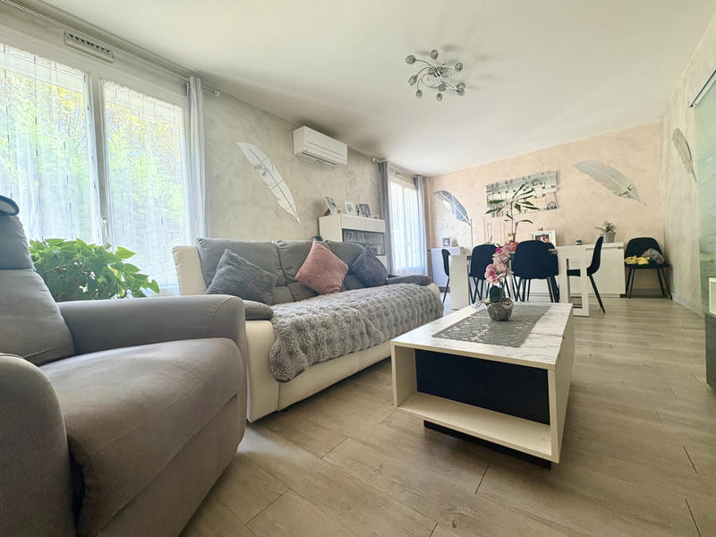 Maison - 111 m² - 6 pièces