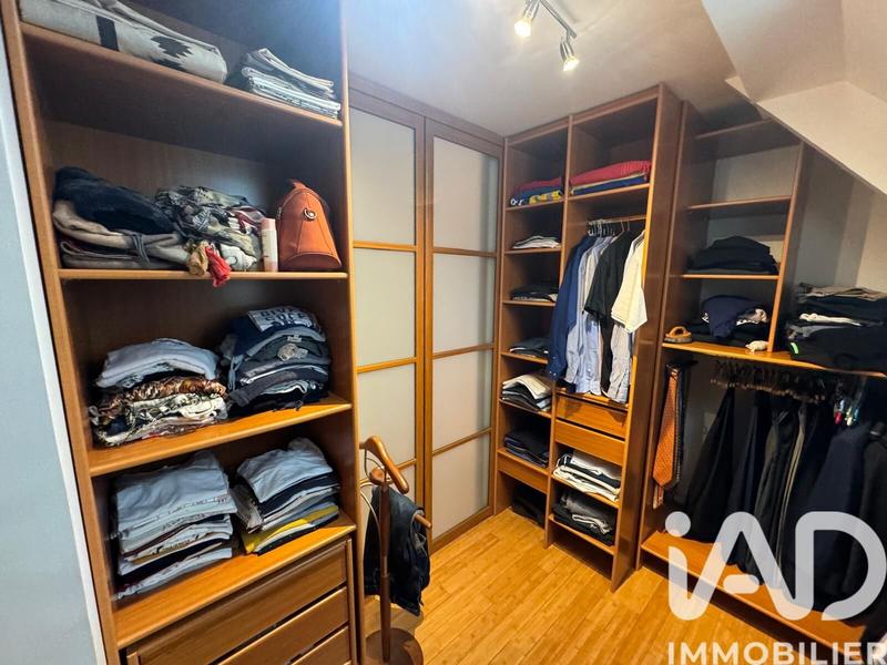 Maison de maîtres - 317 m² - 9 pièces