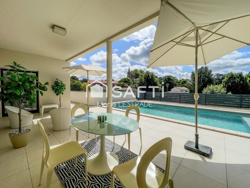 Maison - 195 m² - 6 pièces