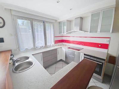 Maison - 80 m² - 3 pièces