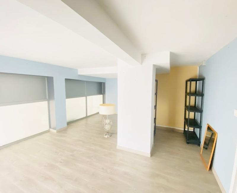 Local commercial - 331 m² - 25 pièces