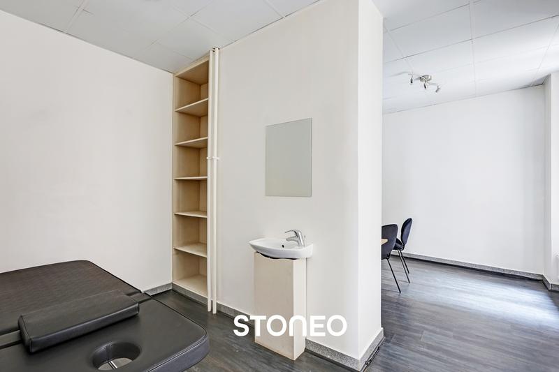 Appartement ancien - 86 m² - 4 pièces