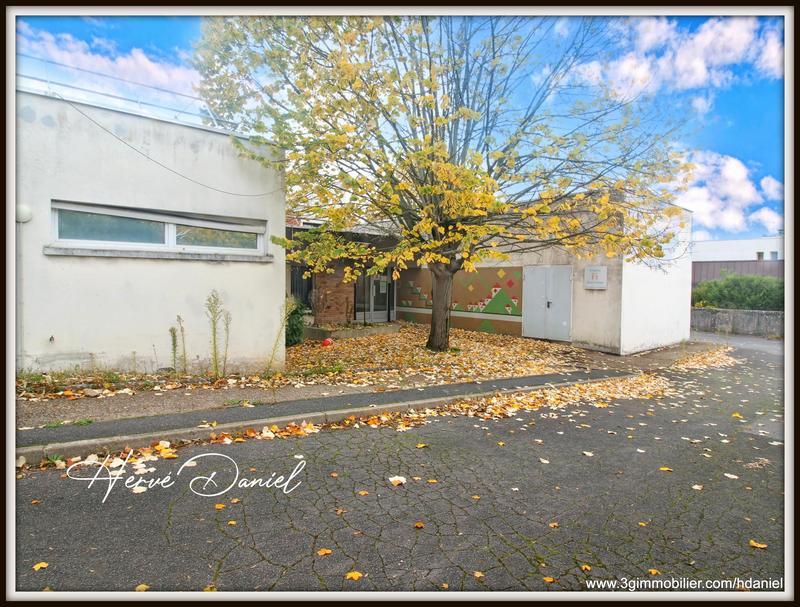 Local commercial - 654 m² - 30 pièces