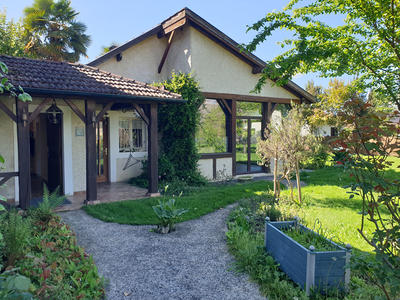 Maison - 200 m² - 10 pièces