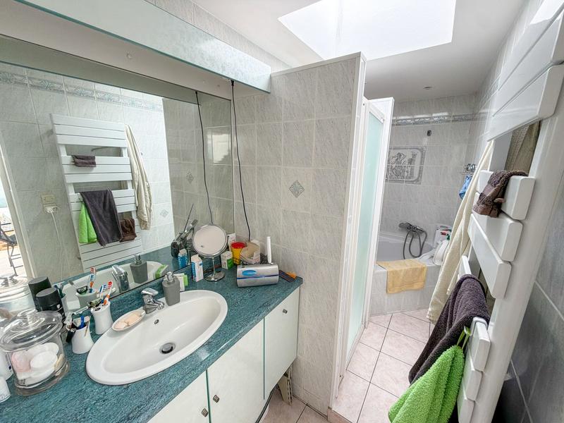 Maison - 110 m² - 4 pièces