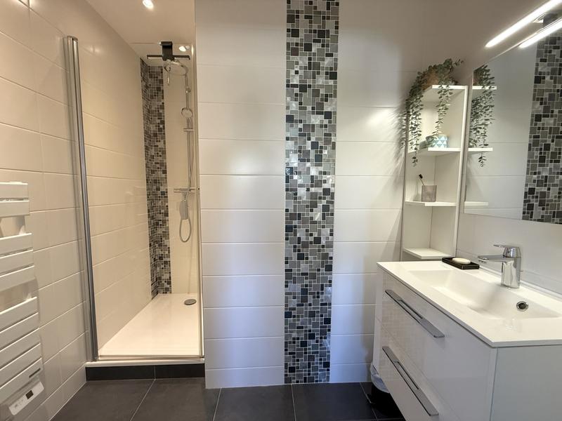 Maison - 208 m² - 7 pièces