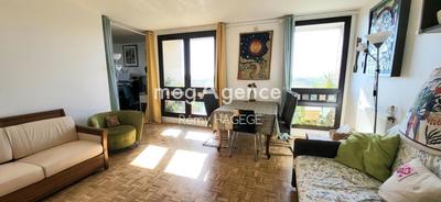 Appartement - 87 m² - 4 pièces