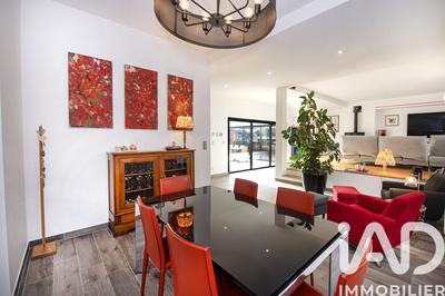 Maison de ville - 296 m² - 9 pièces