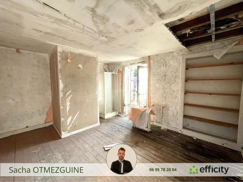 Maison - 270 m² - 15 pièces