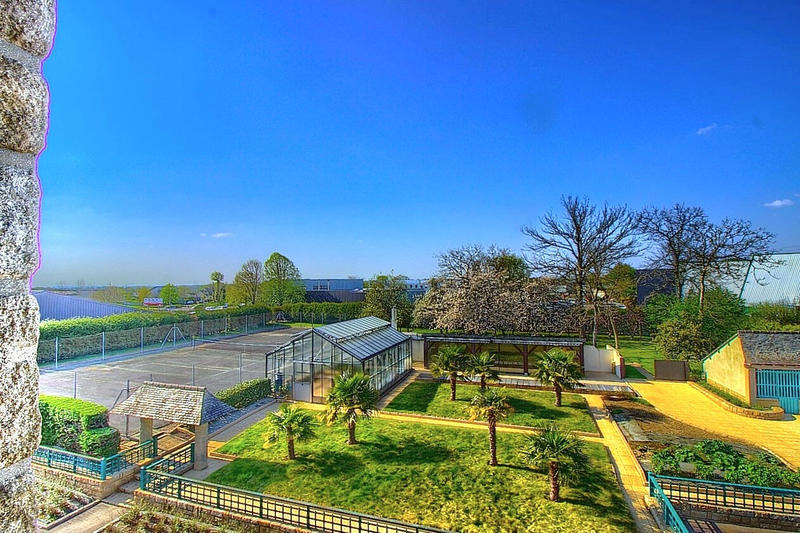 Maison bourgeoise - 480 m² - 15 pièces