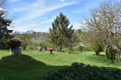 Maison - 500 m² - 10 pièces