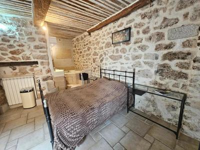 Maison en pierre - 78 m² - 4 pièces