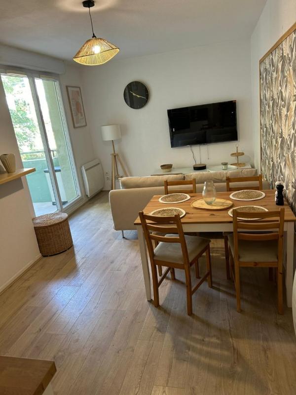 Chambre - 9 m² - 1 pièce